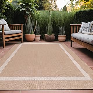 Neutral outdoor rug